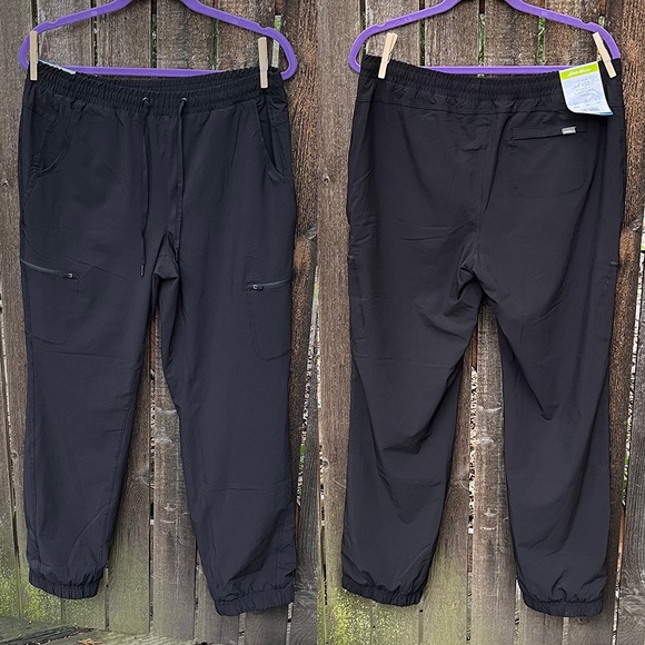 Eddie Bauer Wm’s Plaid Fleece Lined Cargo Pants in Black NWT Sz 10 - Picture 1 of 16